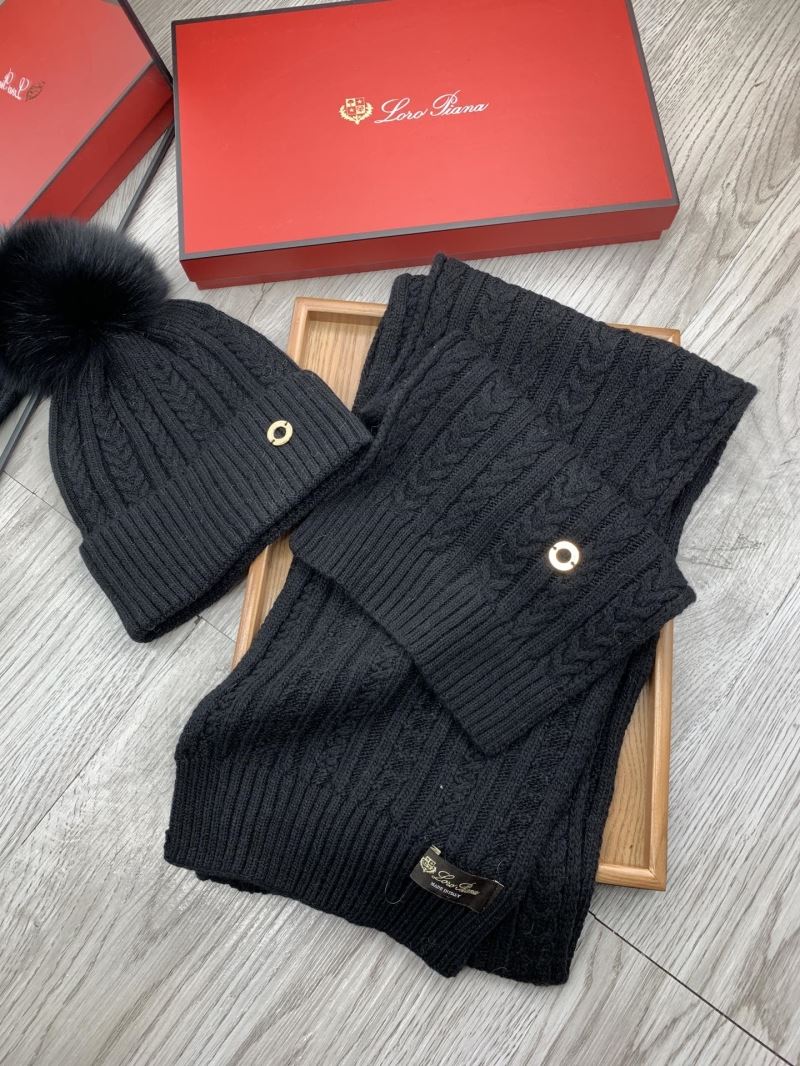 Love Piana Caps Scarfs